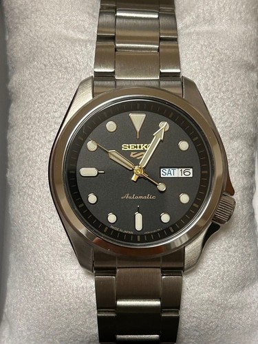 Seiko sports srpe57 - seiko,